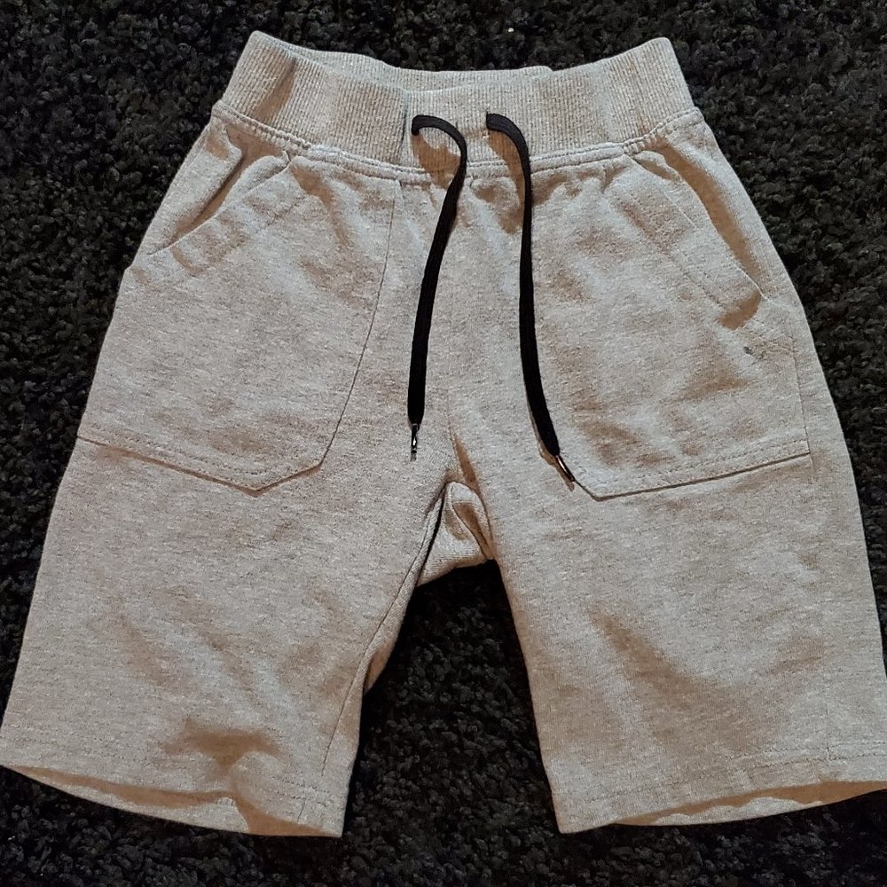 4/$20 Fabkids Gray Boys Shorts